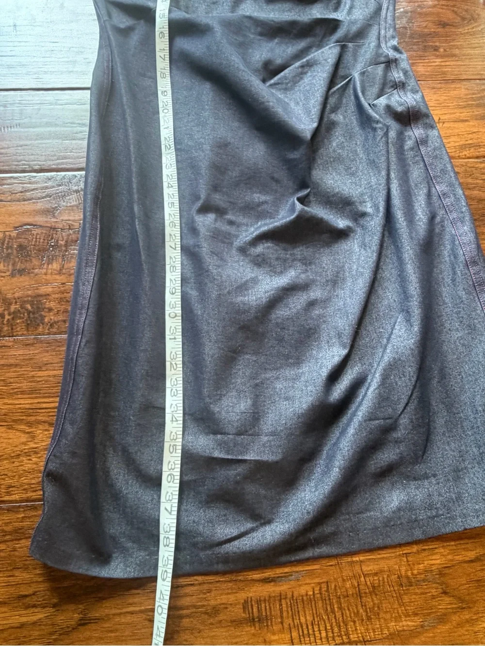 Maggie London Dark Wash Denim Sheath Dress Size 8 Pink Back Zipper⁠